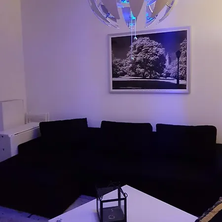 Gottschedtstr. - Zentrums- Und Stadionsnah, 34qm Lejlighed *