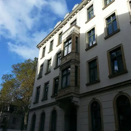Gottschedtstr. - Zentrums- Und Stadionsnah, 34qm Lägenhet