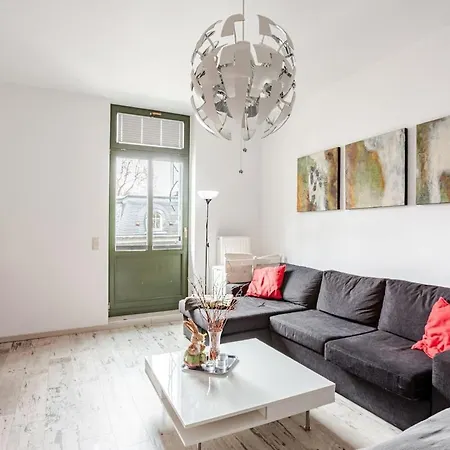 Апартаменты Gottschedtstr. - Zentrums- Und Stadionsnah, 34qm *