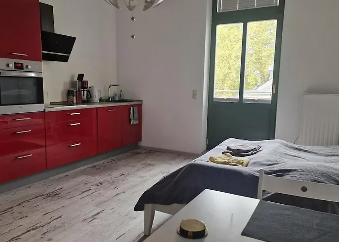 Апартаменты Gottschedtstr. - Zentrums- Und Stadionsnah, 34qm Лейпциг